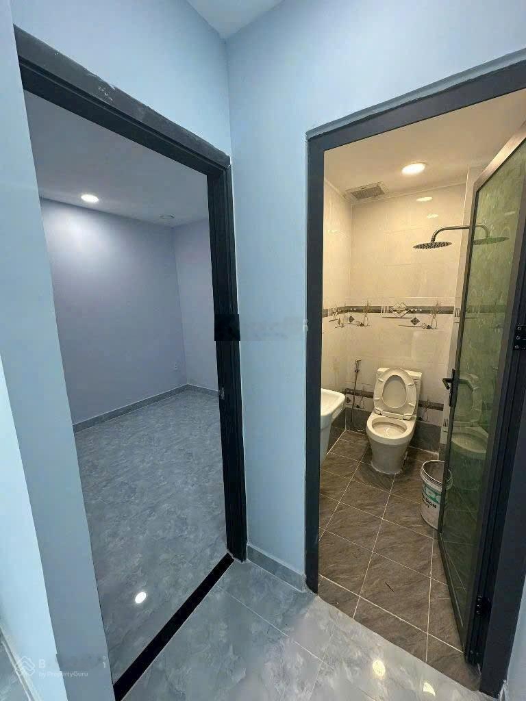 Chính chủ cho thuê nhà trọ guyên căn đường Mã Lò giá 8tr