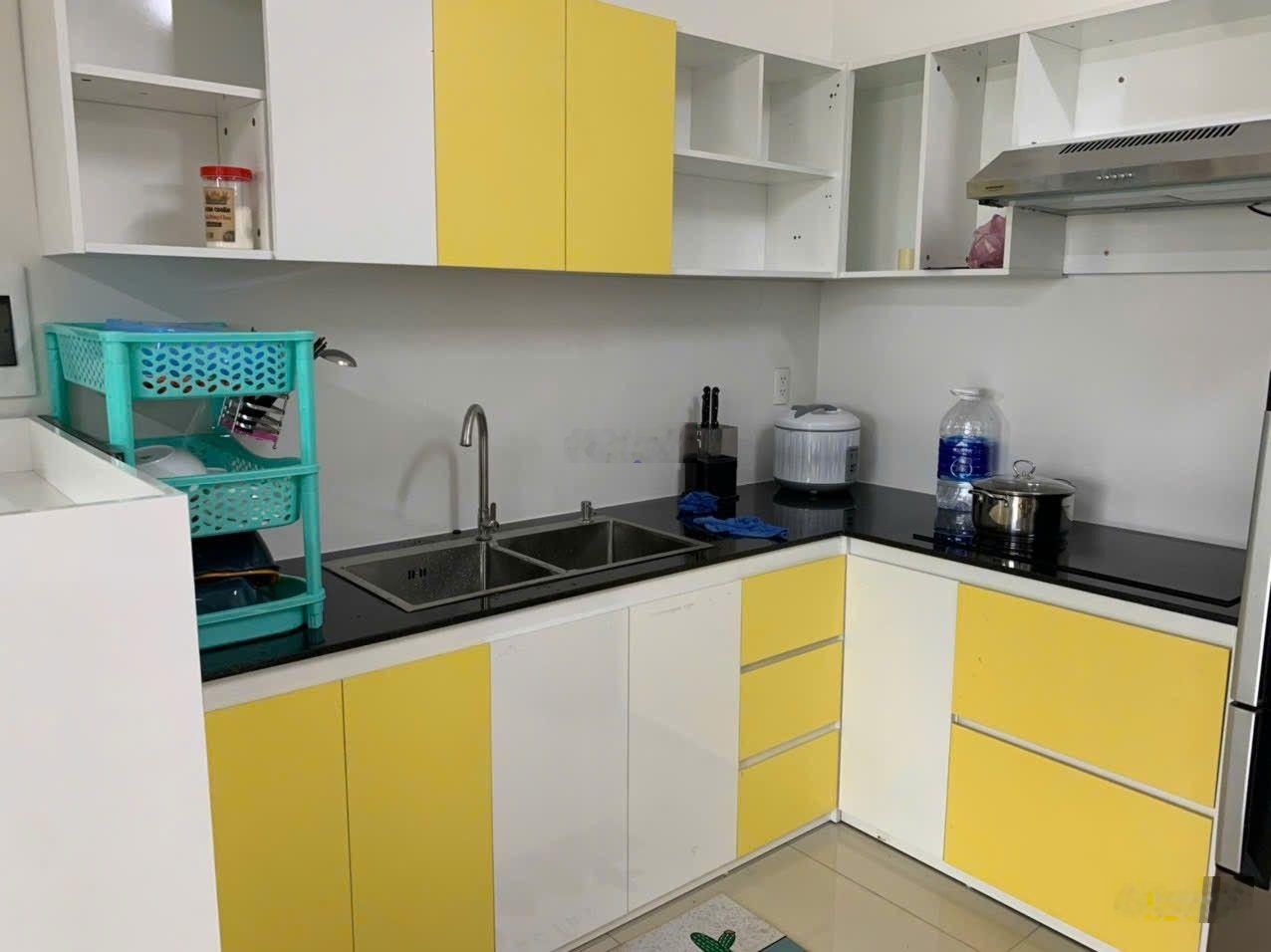 Cho thuê căn góc 3 PN 2 ban công full nội thất giá 8tr5. Alo 0398588471 xem nhà