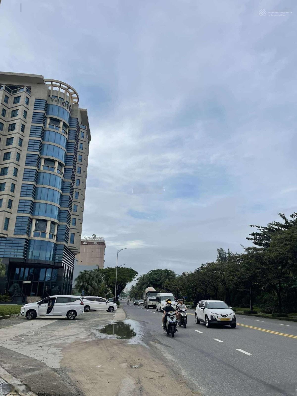 143m2, sát ngã 4, gần biển, mặt tiền kinh doanh Hà Huy Tập, tặng nhà cấp 4 chỉ 15.5 tỷ Thanh Khê.