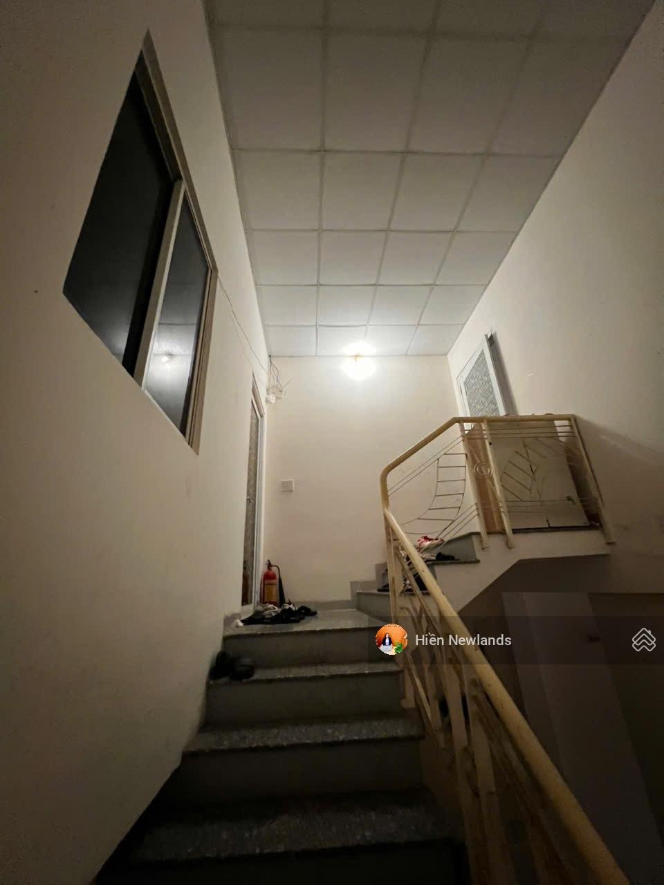 Bán Nhà trọ 2 tầng 4p mặt tiền đường Mỹ Đa Tây gần Lê Văn Hiến và Hồ Xuân Hương giá chỉ 8,9 tỷ