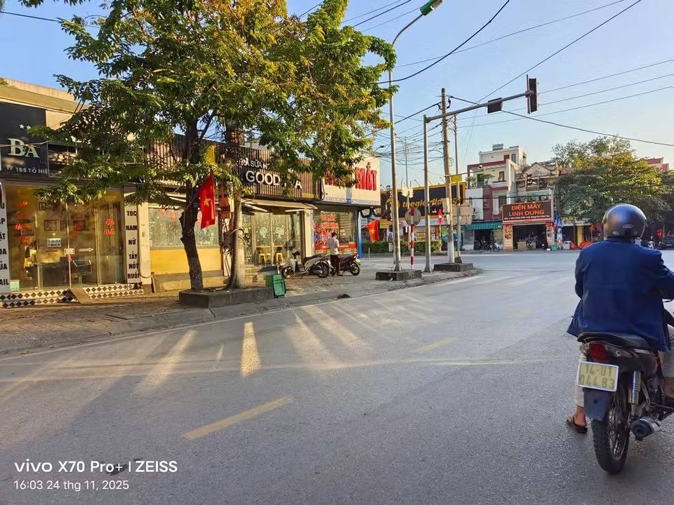 Bán đất tặng nhà cấp 4, mặt tiền 7.25m, đường Tô Hiệu, Cẩm Phả, kinh doanh đỉnh