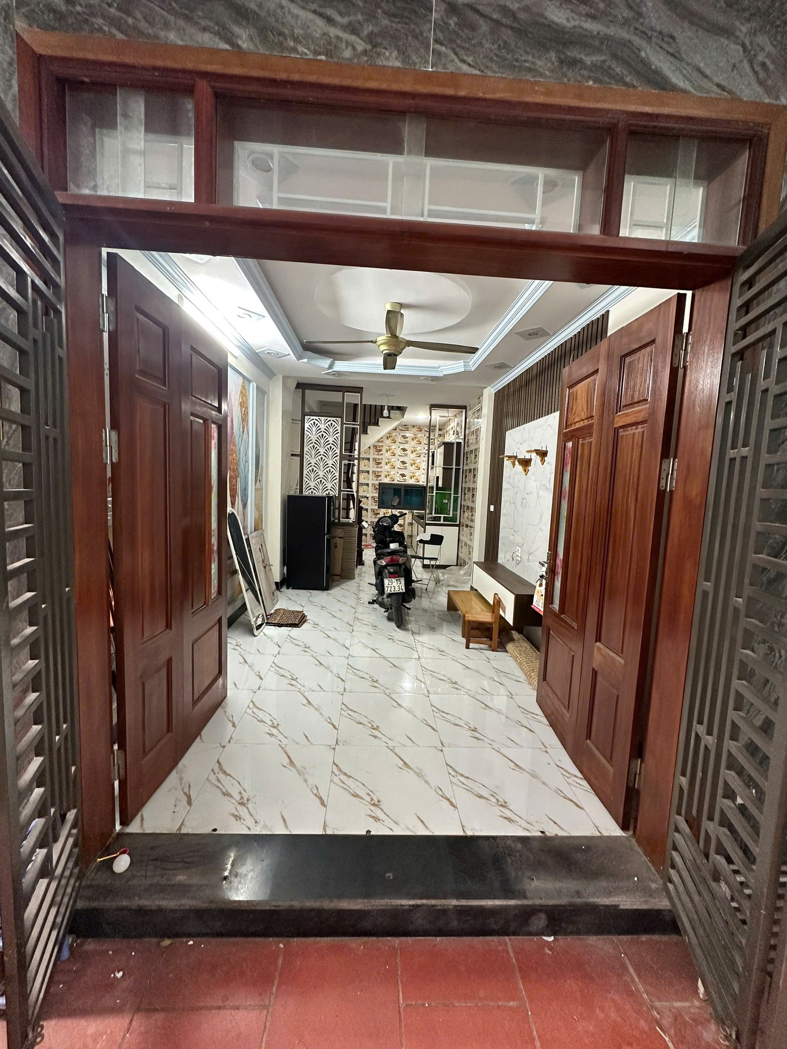 Nhà 5 tầng full đồ, ngõ 137 Phùng Khoang