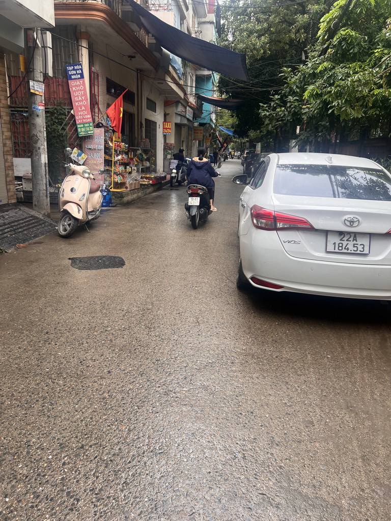 Cần bán gấp căn nhà chung cư mini tại trung tâm Cầu Giấy, 4 tầng, 7 phòng khép kín, dòng tiền ổn định