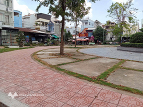 Nhà mặt tiền trung tâm Châu Phú, An Giang, kinh doanh sầm uất