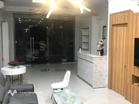 Nhà mặt tiền Nguyễn Tất Thành, Sa Đéc, sang trọng, kinh doanh đắc lợi