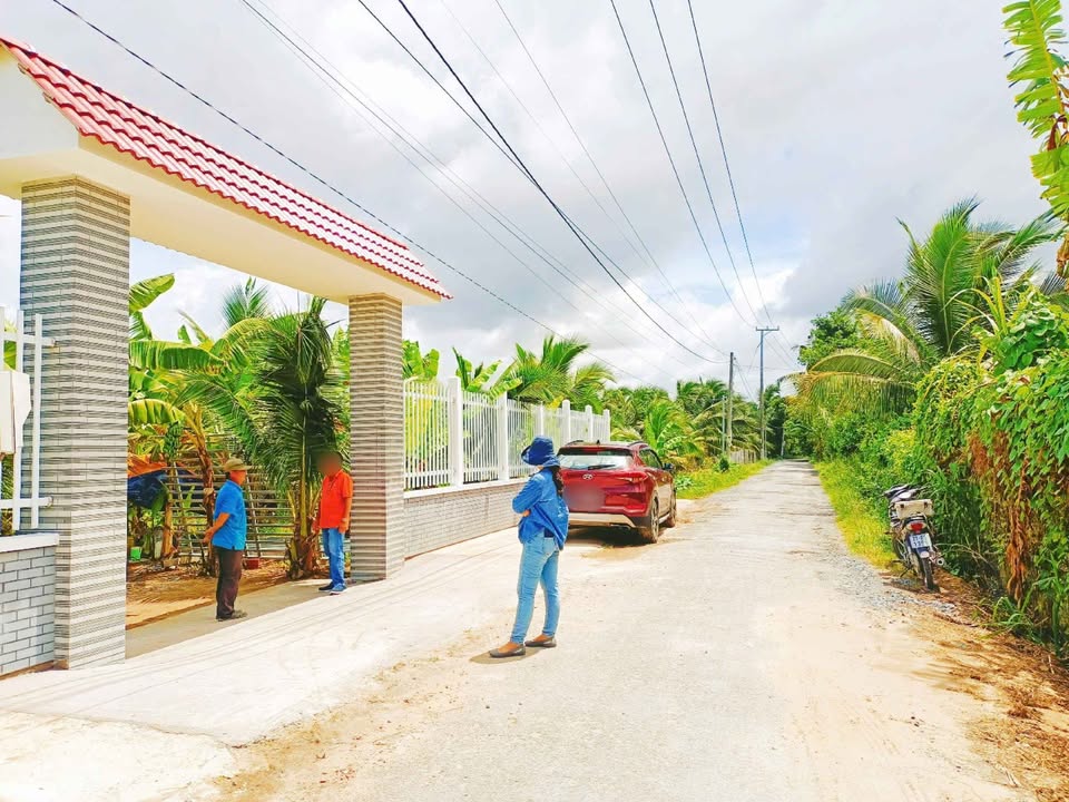 Bến Tre đất 4000m2 mặt tiền lộ nhựa, sẵn sàng xây nhà xưởng, giá lỗ sốc 10,5 tỷ