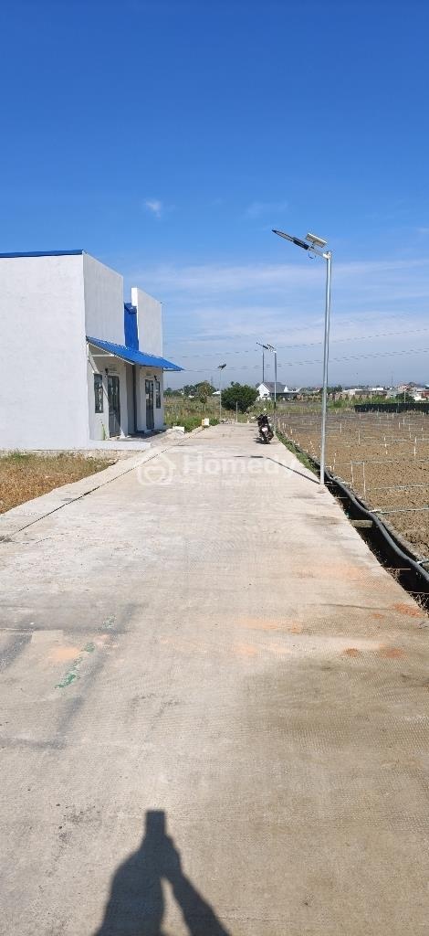 Bán dãy trọ mới xây gồm 10 phòng, thu nhập 15 triệu/ tháng, gần chợ, trường học, công viên