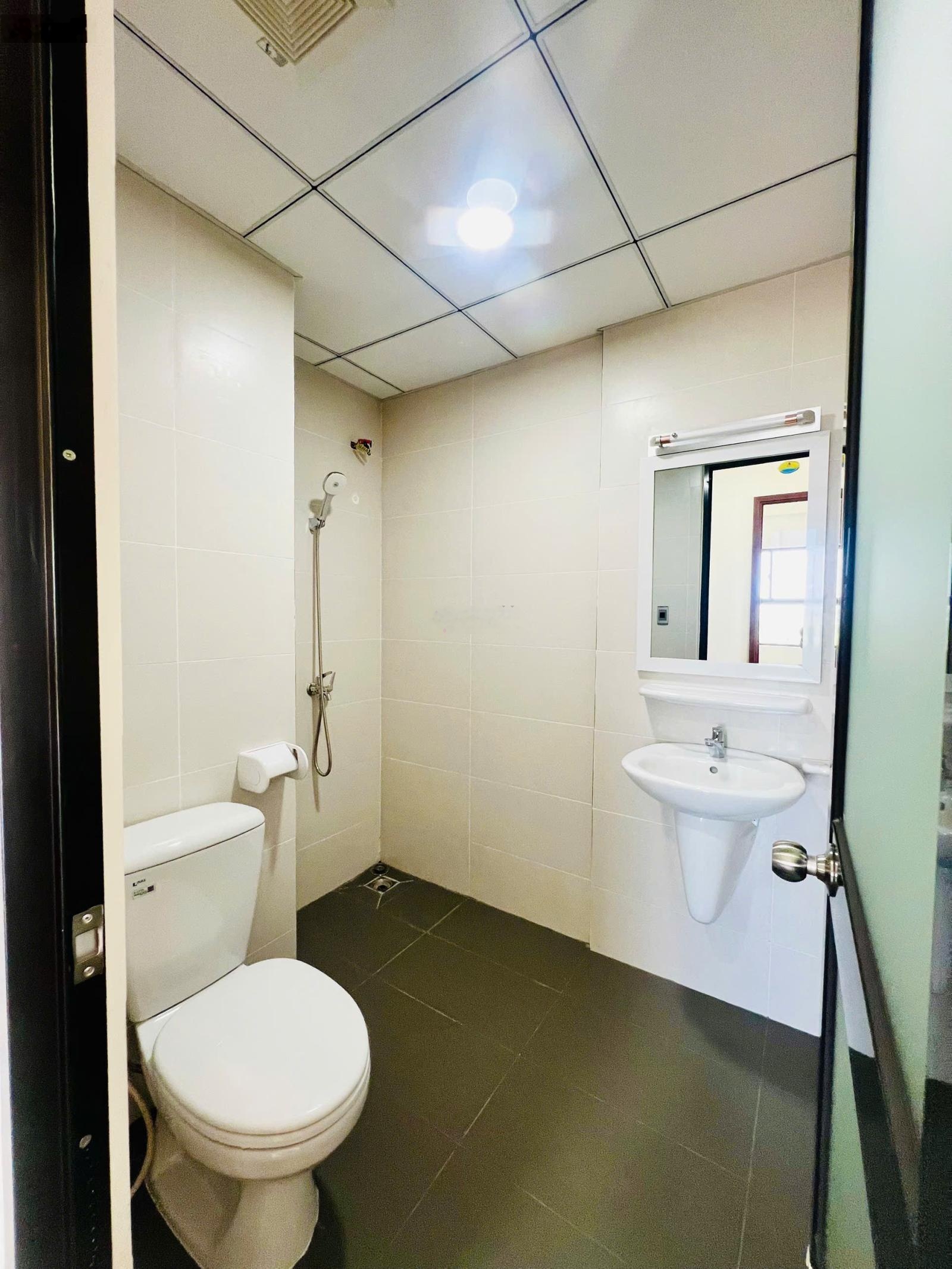 Chính chủ bán căn hộ 64m2 Ehome Southgate Waterpoint, giá 1,65 tỷ