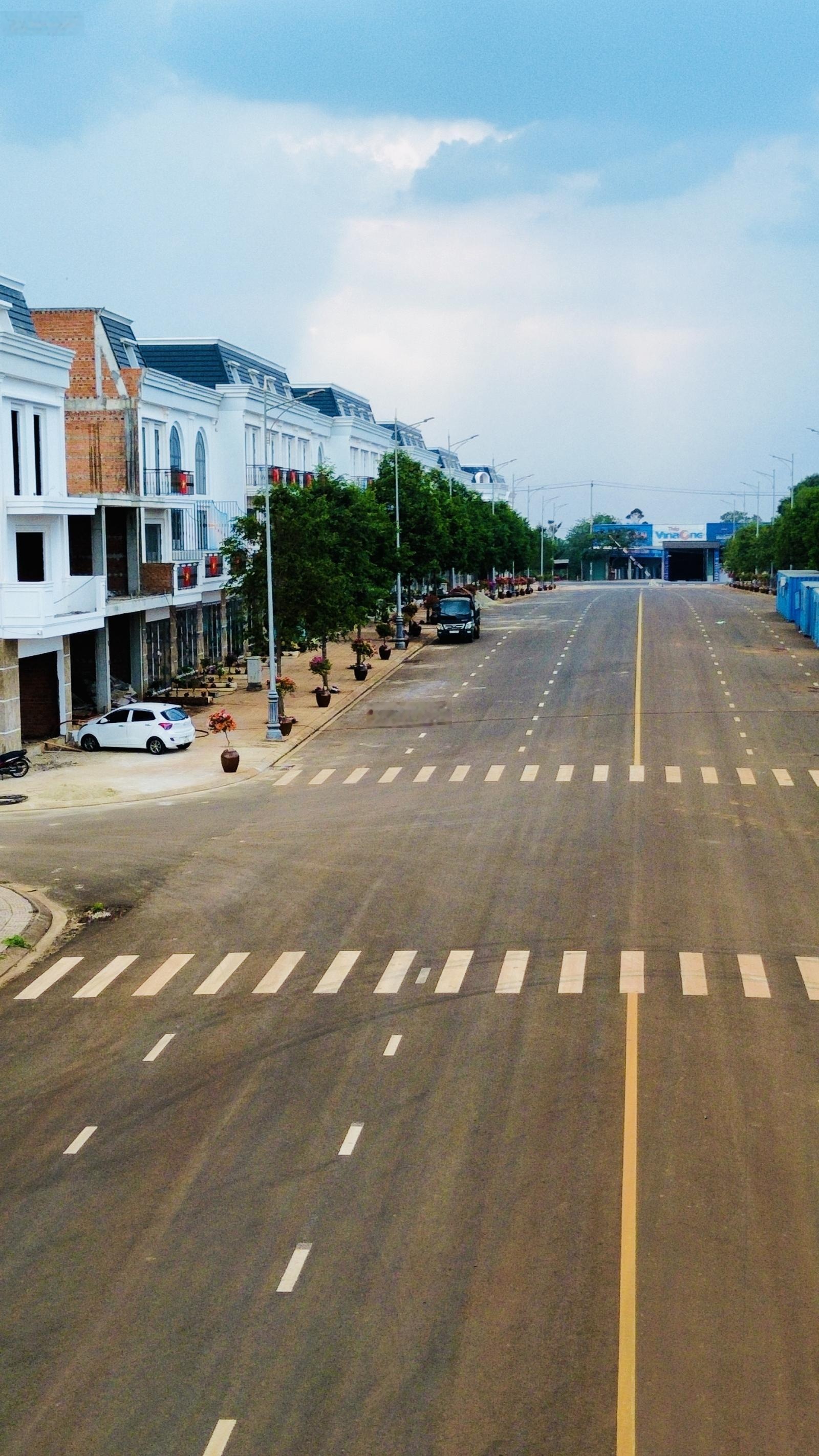 Bán nhà LK09.43 Mẫu 1 có tum Chủ chuyển về quê chăm ba mẹ nên cần bán gấp Giá tốt chỉ 7,03 tỷ!