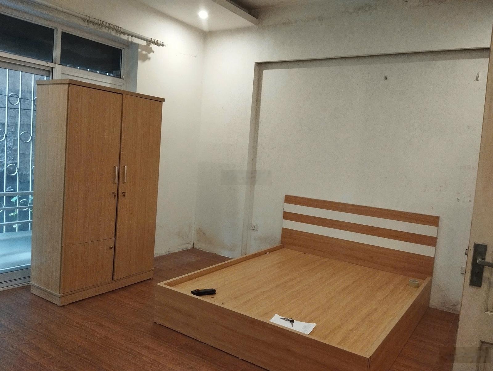 Cho thuê phòng trọ khép kín 3tr tại âu cơ tây hồ