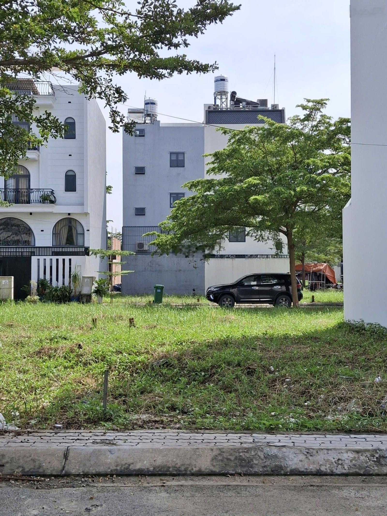 Bán gấp đất nền đẹp khu Compound Gia Long Phước Kiển Nhà Bè