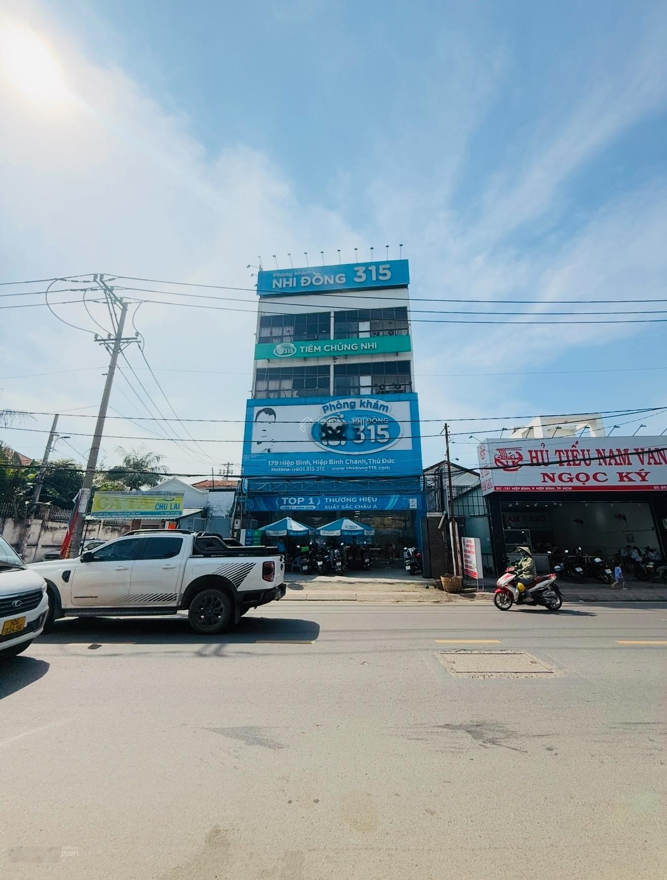 Chủ sang nước ngoài định cư cần bán gấp lô đất 2 mt full thổ cư 70m2 -phạm văn đồng - chỉ hơn 4tỷ