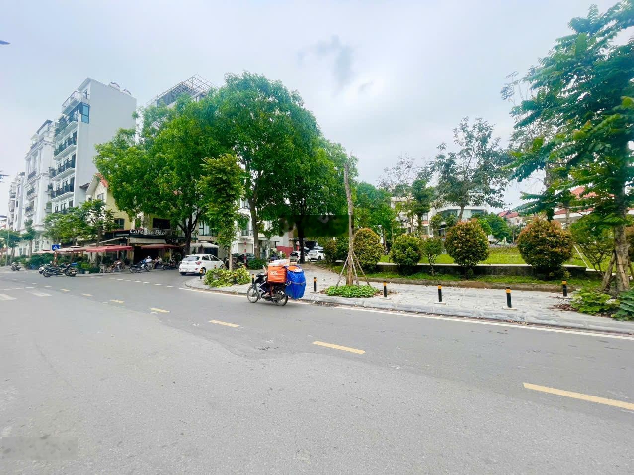 Tđc, phân lô, 3 ô tô tránh, kd, ngọc thụy, bồ đề, ngọc lâm, lb, dt 100 m, 5 t, mt 6.4 m, giá 25 tỷ8