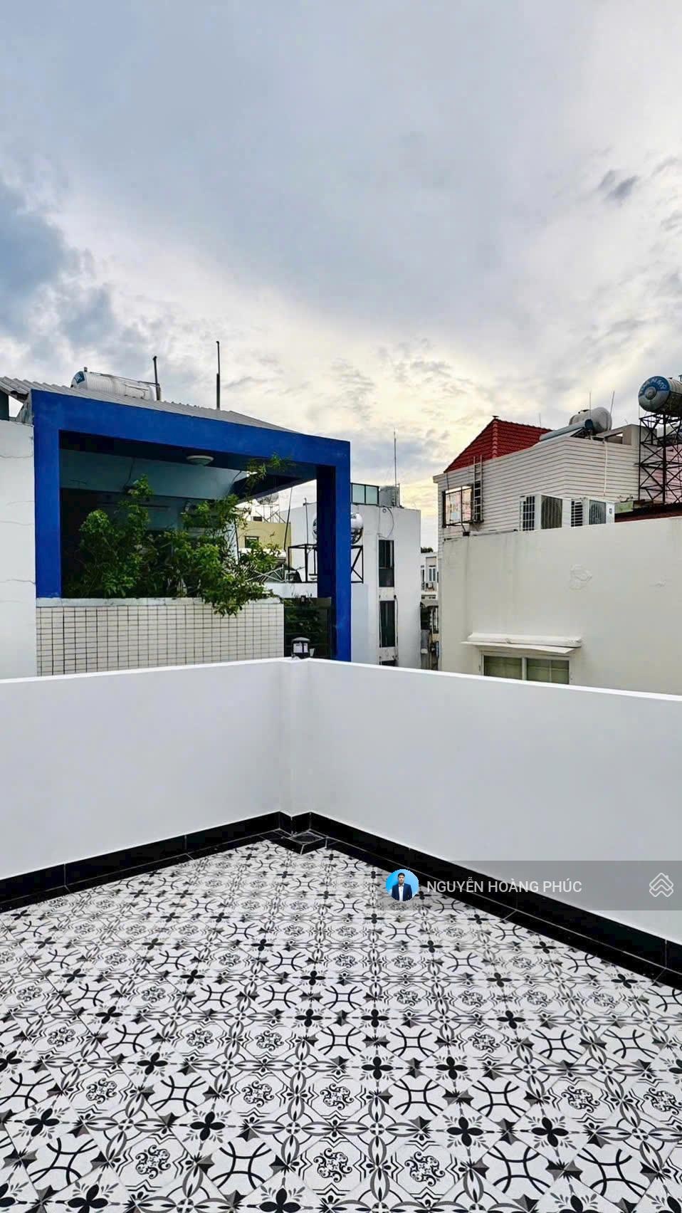 Bán nhà hẻm đẹp 489 đường huỳnh văn bánh, phú nhuận, dt: 3.5x6m, 3 tầng, 2pn, mới, chỉ: 4.68 tỷ