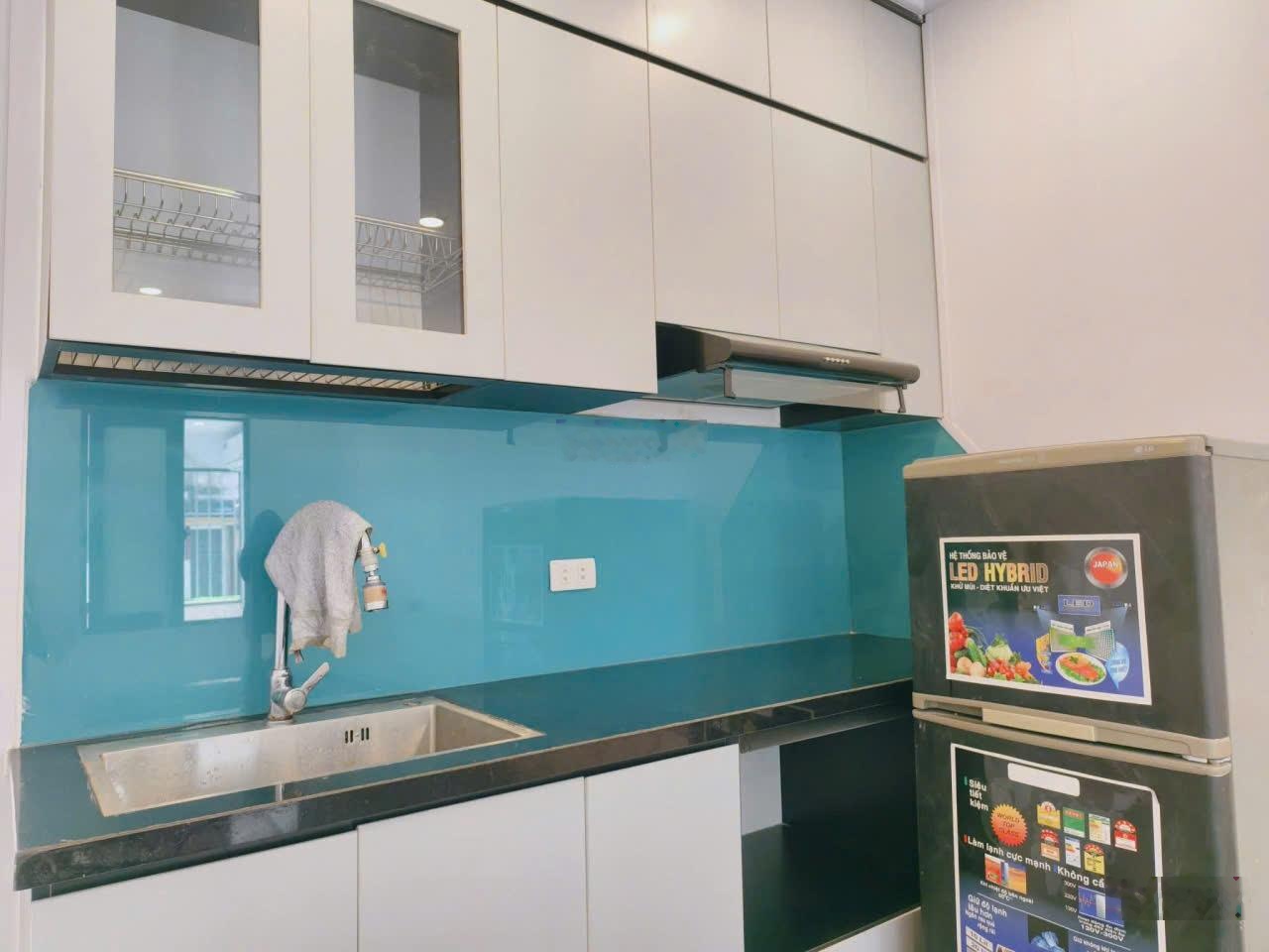 Bán nhà tập thể Phố Chùa Láng 55m 3 tỷ