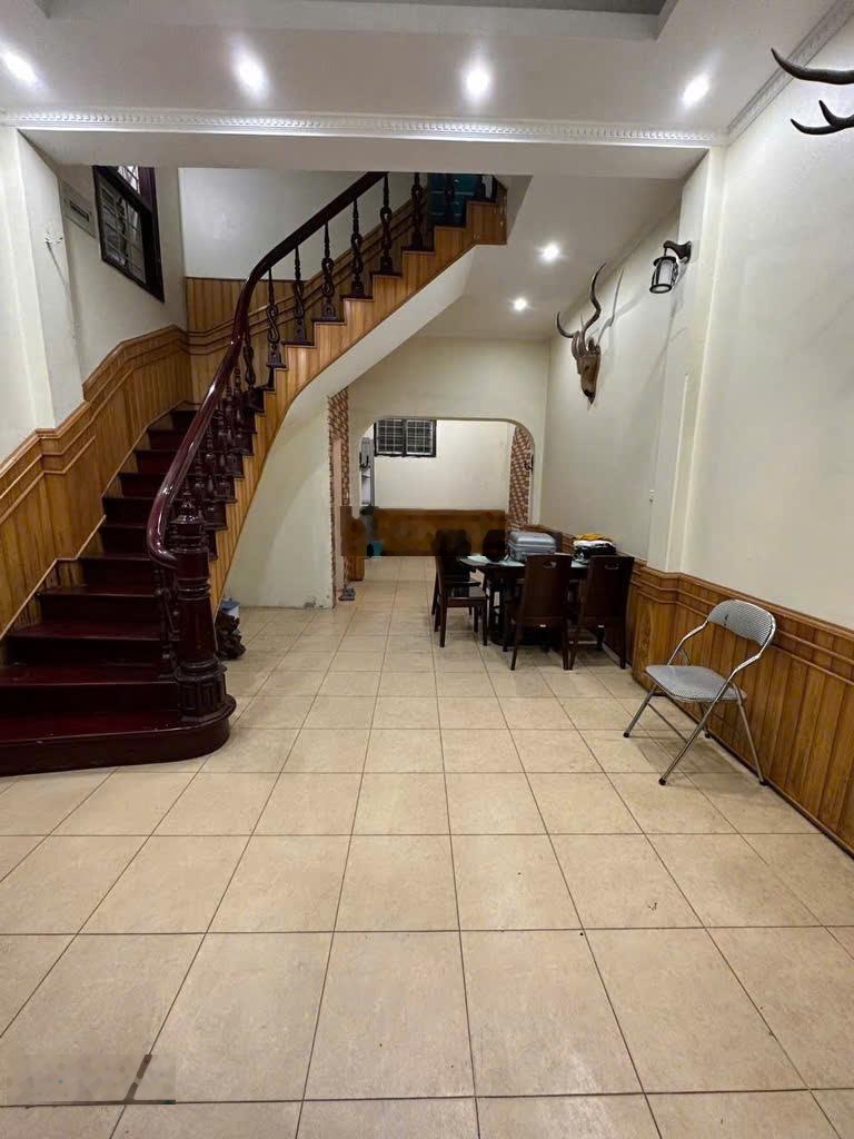 Tin chuẩn - thanh xuân - ô tô vào nhà - đường vào cực đẹp