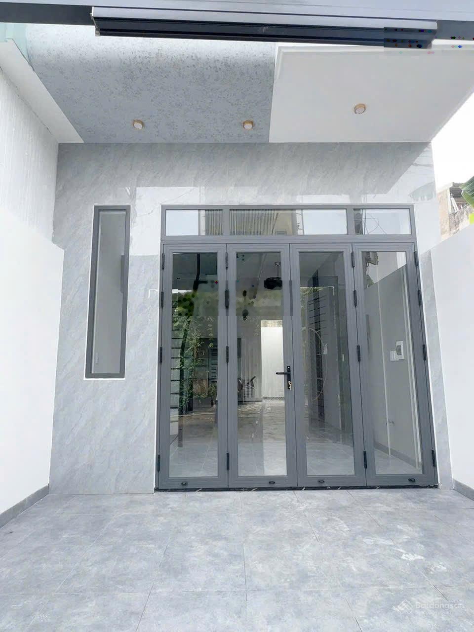 Đường thông 6m sau chợ Long Trường, nhà mới ở ngay, 3 tầng chỉ 5tỷ