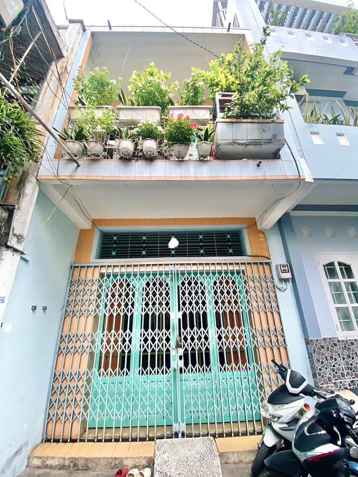 Nhà hẻm Tô Hiến Thành Quận 10 - Sổ vuông vừa vặn, sẵn sàng công chứng