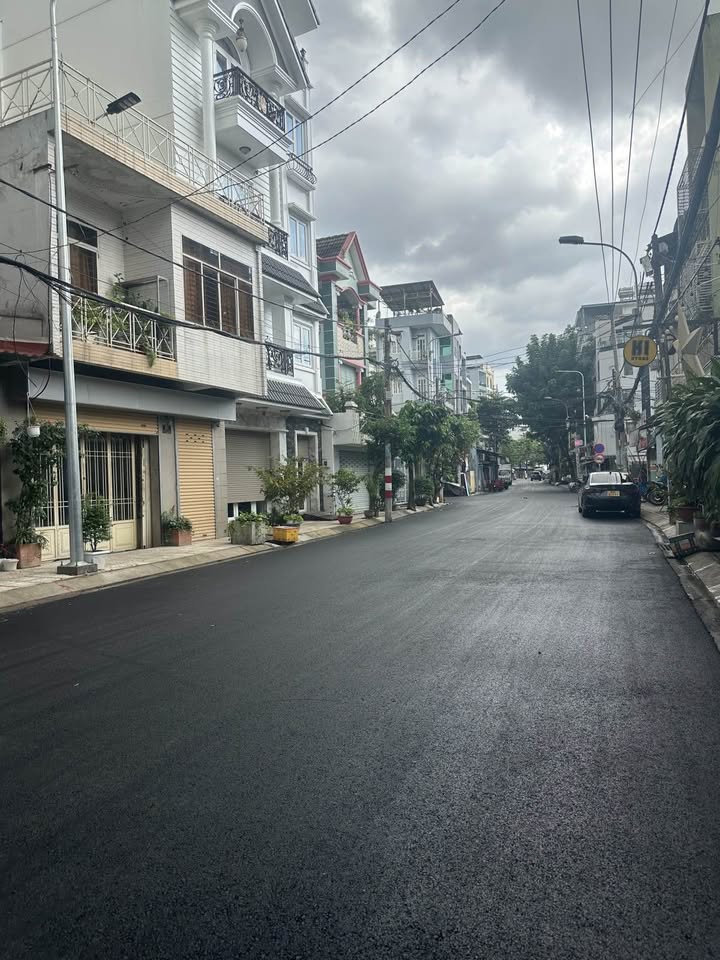 Bán nhà mặt tiền đường Nguyễn Hậu, Tân Thành, 4 tầng, 7 phòng cho thuê