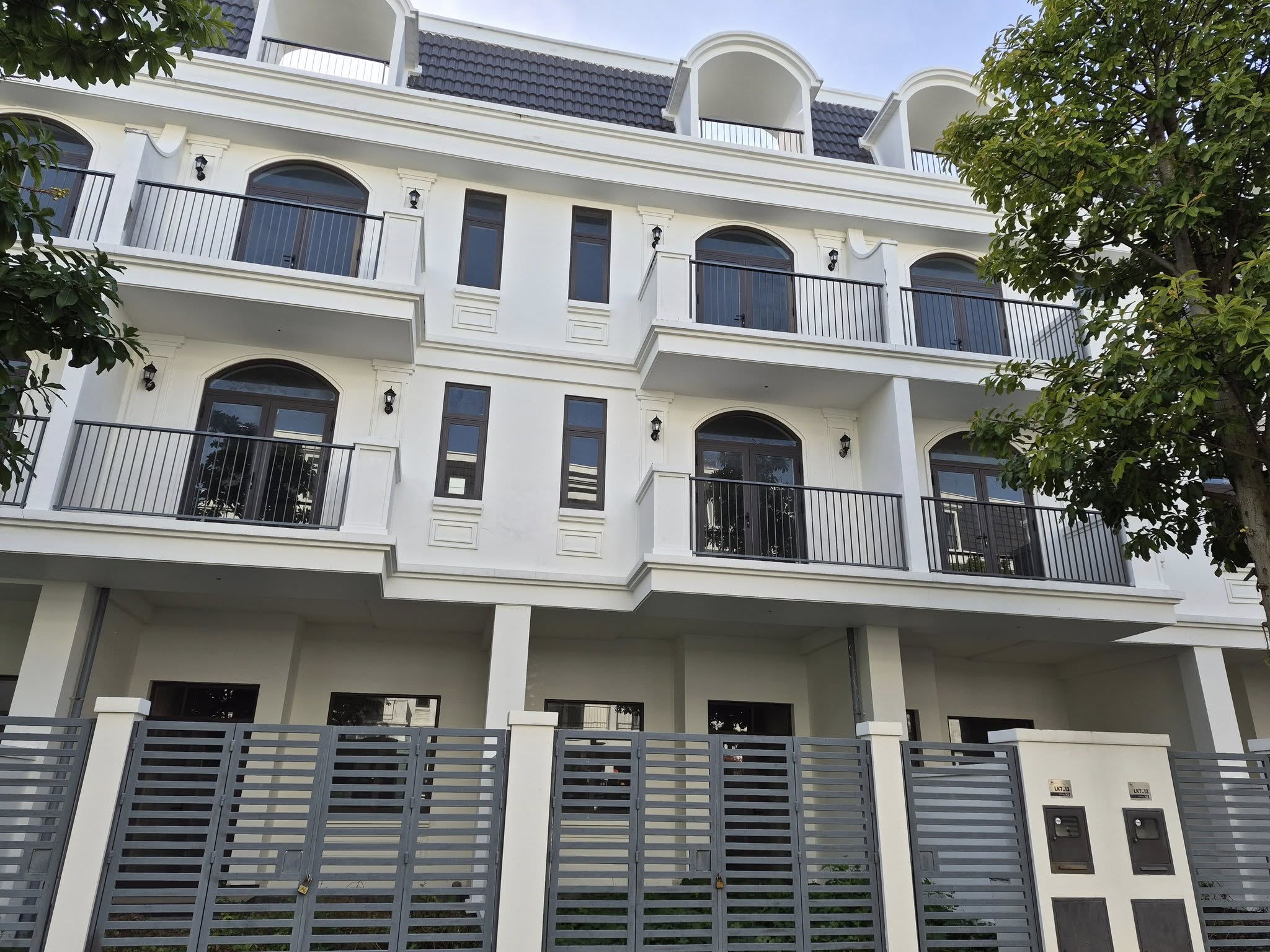 Nhà phố liền kề LaVida Vũng Tàu, sổ hồng sẵn sàng, giá tốt