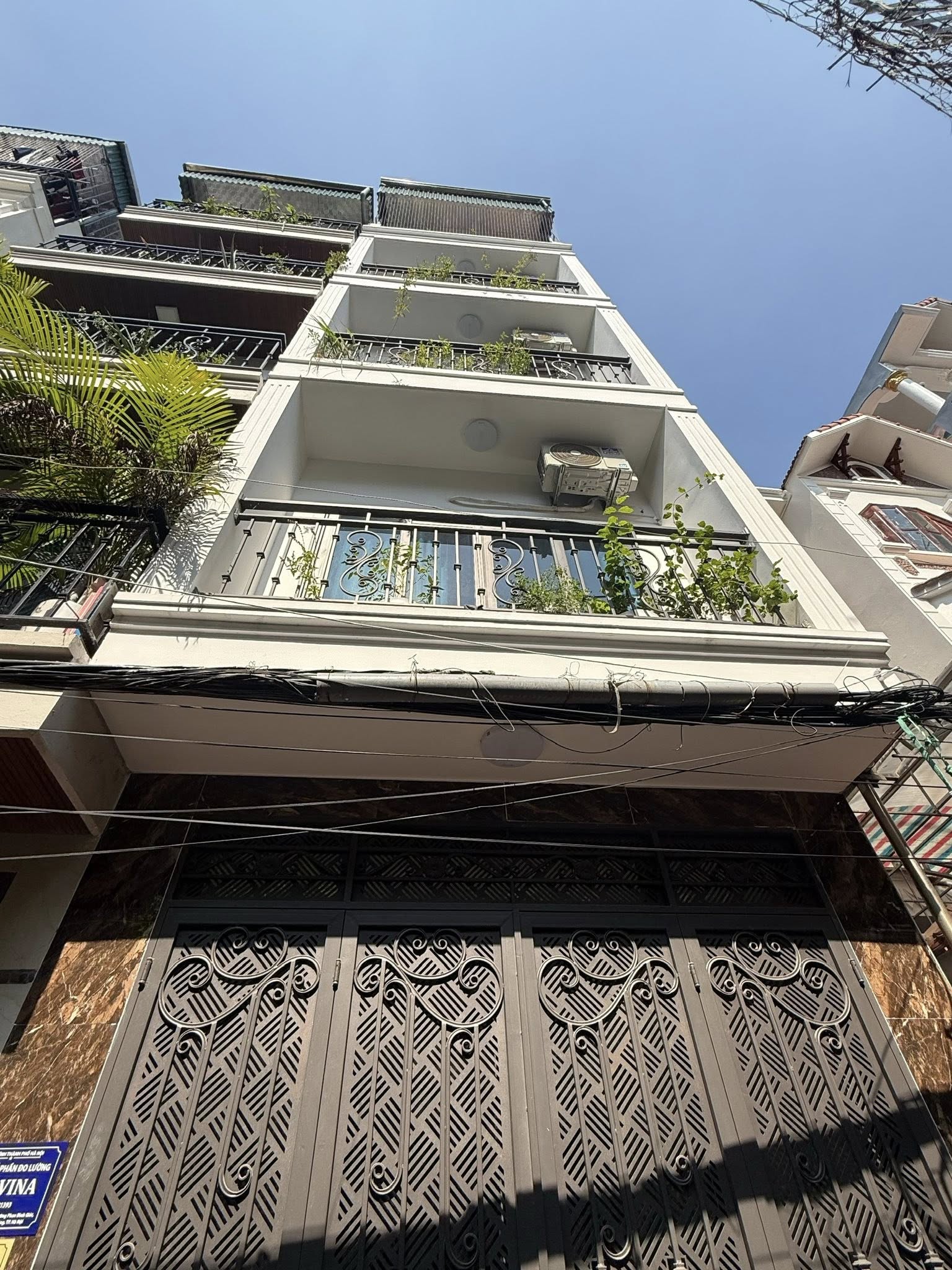 Nhà La Khê, Hà Đông 40m2, 4 tầng, ô tô lùi tận cửa, ngõ thông