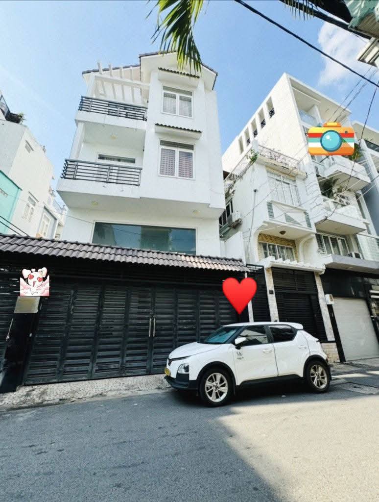 Nhà 4 tấm mặt tiền Đoàn Thị Điểm kinh doanh bất tận, giá 15 tỷ