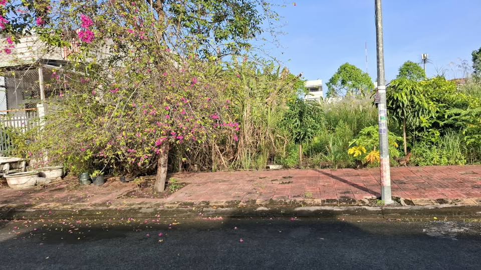 Nền 5m x 20m, phường 5, Cần Thơ, đường ô tô vi vu, giá 570 tỷ