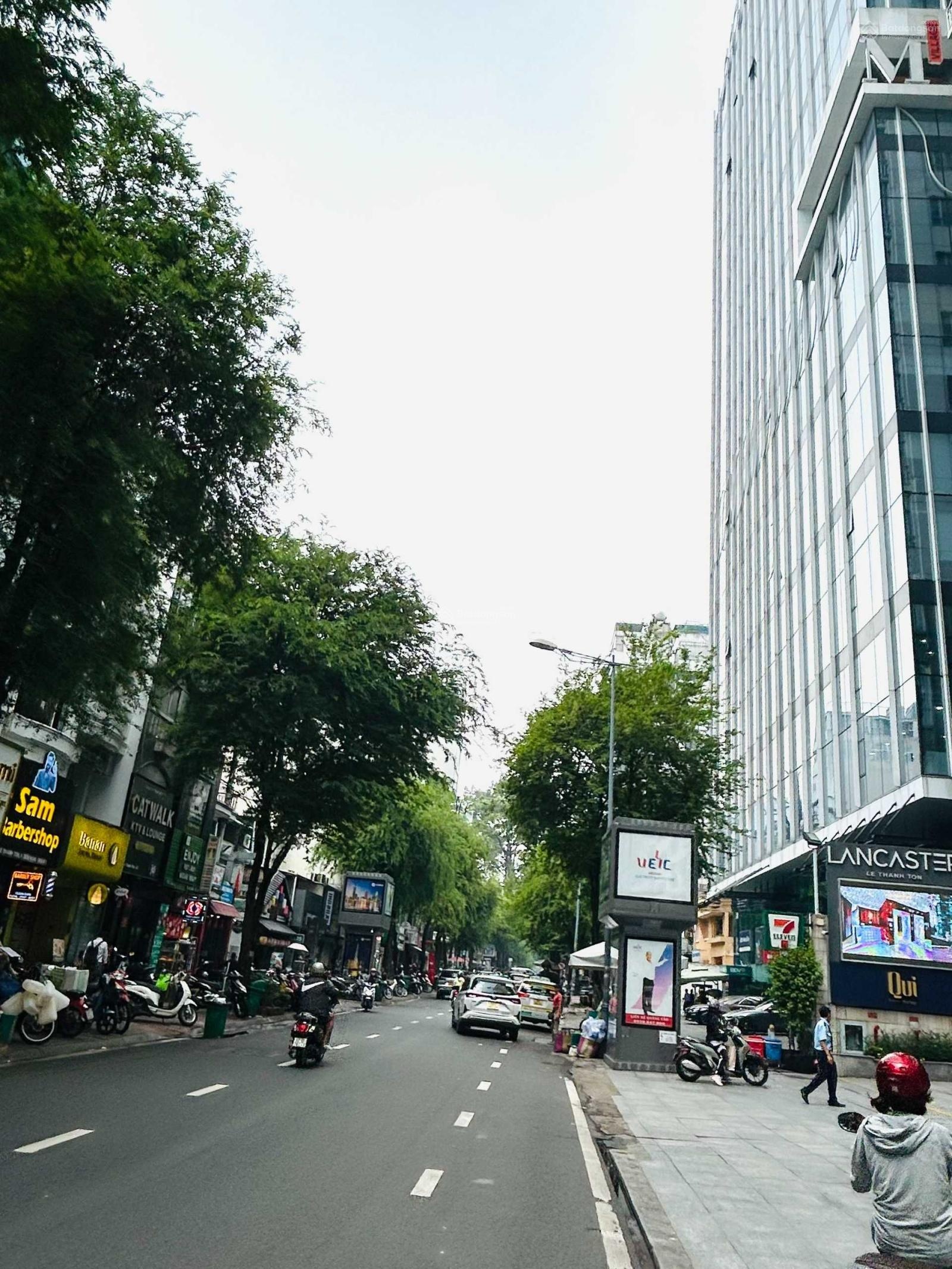 Giảm 6 tỷ! Bán nhà phố Nhật Lê Thánh Tôn (Ngang 6m - HĐT 1.650 tỷ/n) Bến Nghé Q1, 6x18m 5 tầng