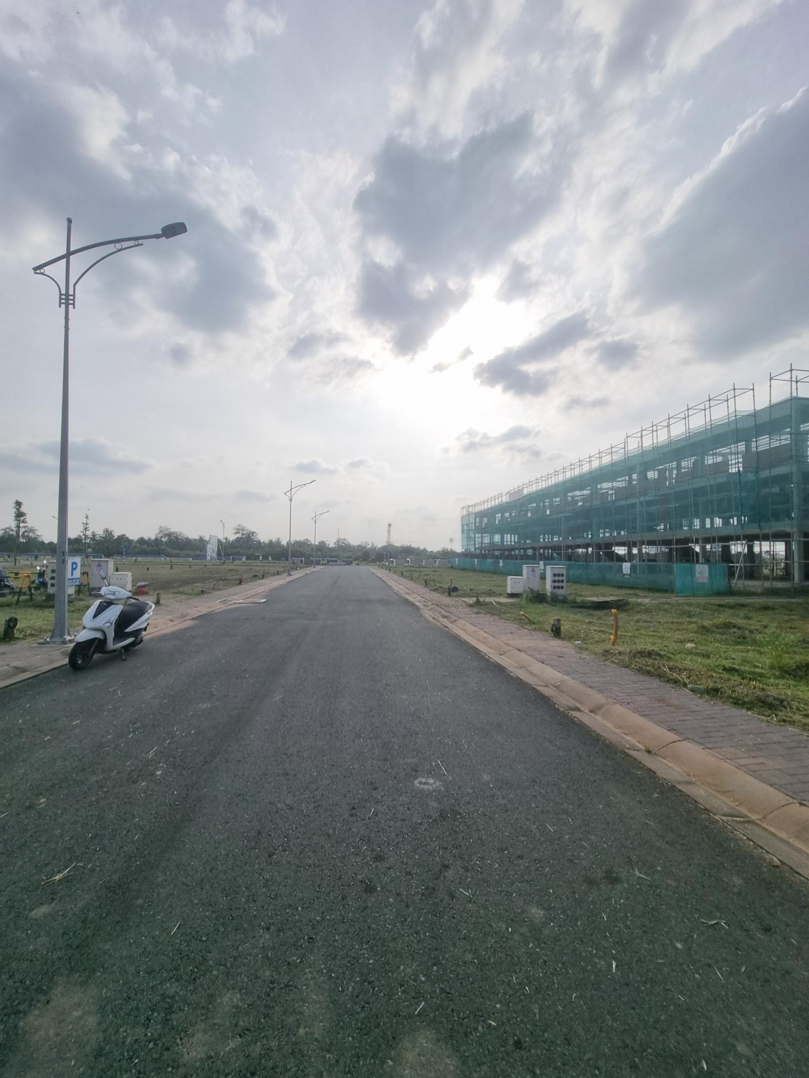 Nền sổ hồng thổ cư 50m2 đến hồ cảnh quan Nam Long 2 Cần Thơ sinh lời cao