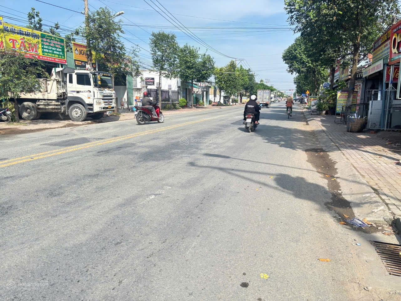 Bán mb kinh doanh mt phan văn mãng tt bến lức dt 5 x 73m shr giá 11 tỷ (tl)