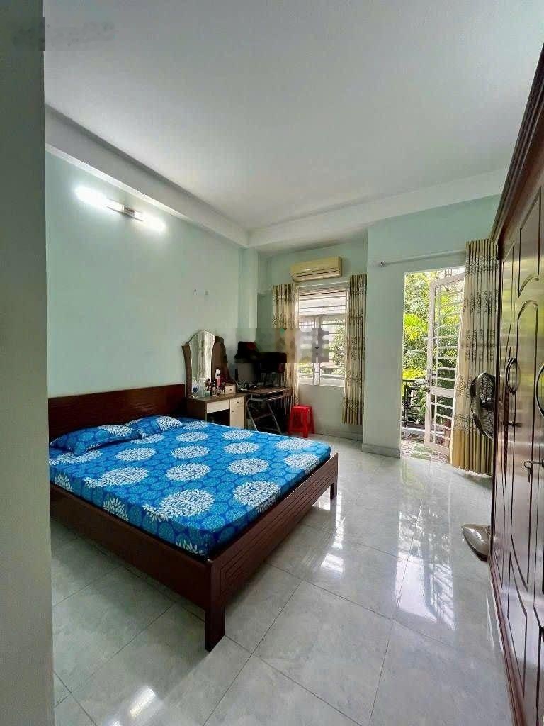 Bán nhà hẻm xe hơi, đường Nơ Trang Long,3 tầng, 70m2, Nhỉnh 10 Tỷ TL chính chủ.