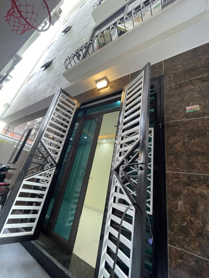 Nhà 5 tầng Vân Canh vừa bán vừa tặng, giá ưu đãi nhất khu vực