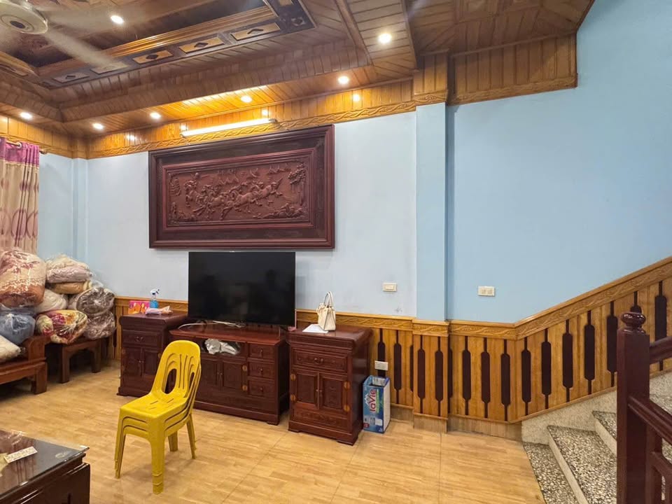 Nhà 4 tầng mặt tiền Nguyễn Đăng Đạo - Kinh doanh đắc lợi