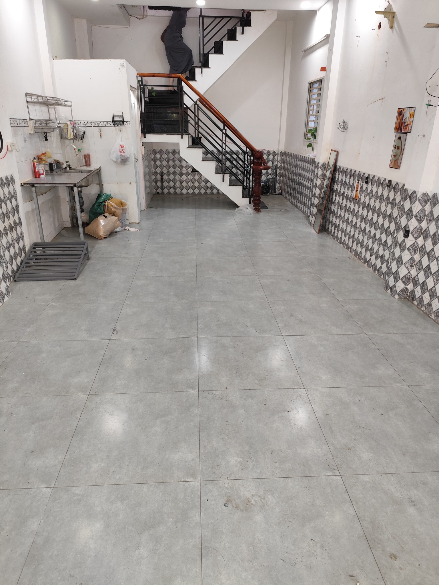 Ngôi nhà xưa trên phố thị, ấm áp tình thân