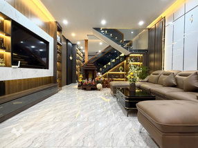 Nhà phố hiện đại, kinh doanh đa ngành nghề, Hoàng Hoa Thám, 4,7m x 23m, 5,89 tỷ