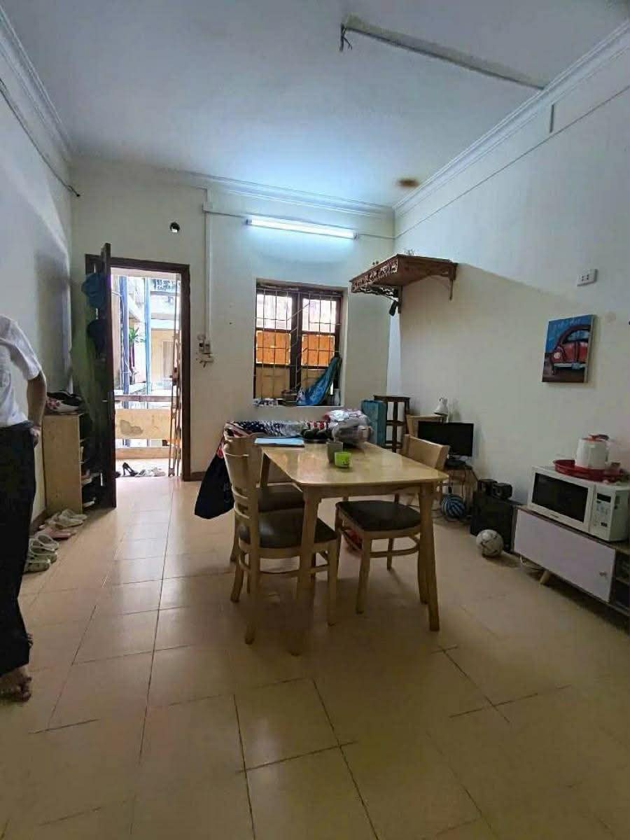 Ấm cúng căn hộ Đặng Tiến Đông, 40m2, 3,85 tỷ, sổ đỏ chính chủ, tiềm năng 2 phòng ngủ