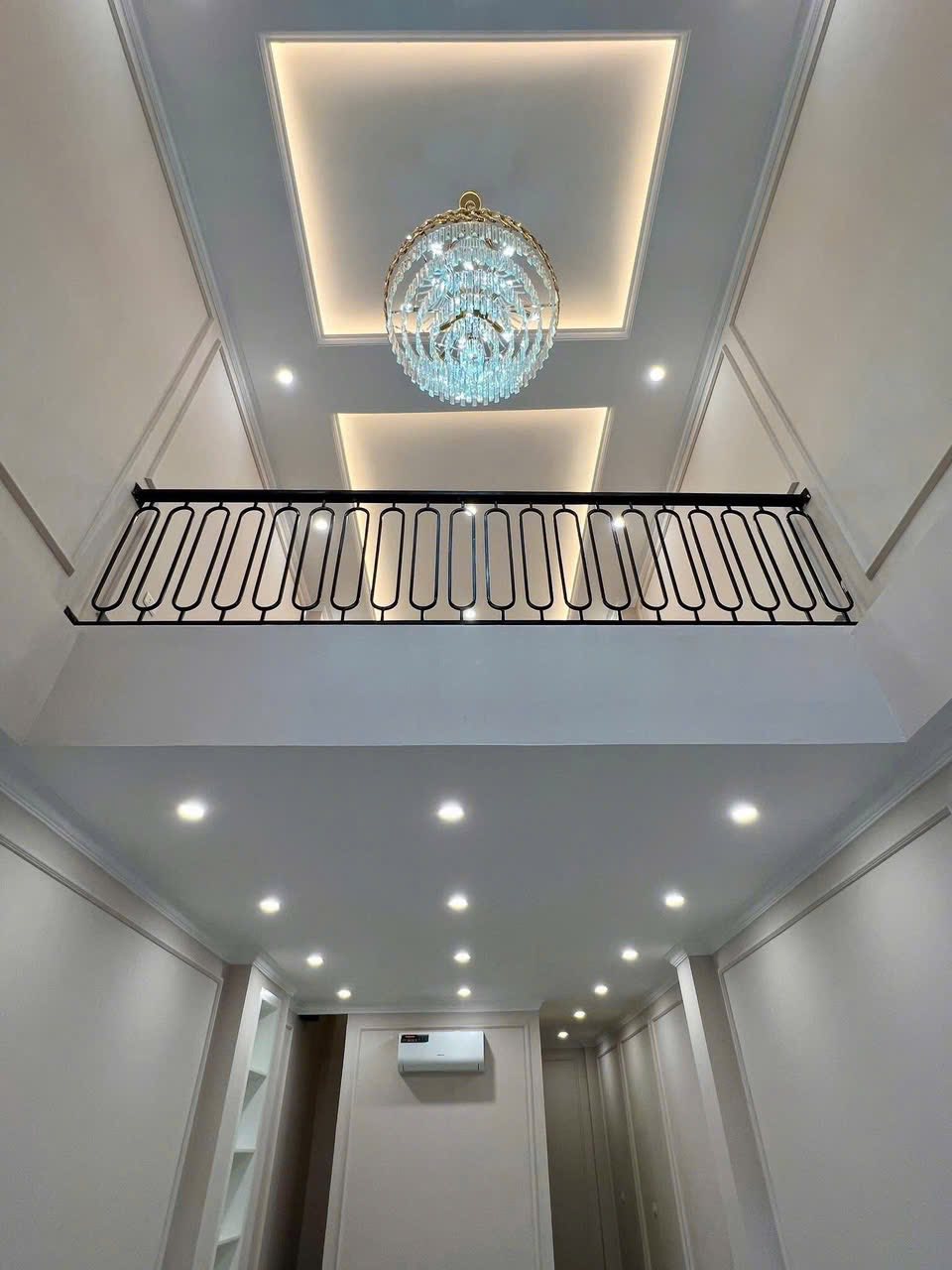 Cho thuê nhà mặt phố Khương Đình, Thanh Xuân - 45m2 x 7 tầng, full nội thất