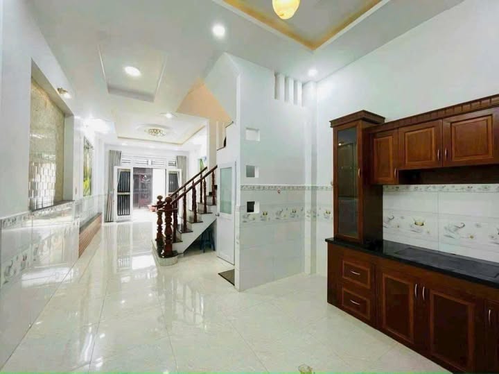 Cho thuê nhà 4 phòng, 54m², Quận 12, có nội thất