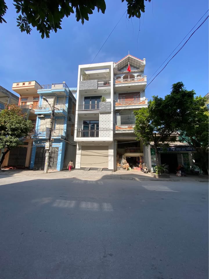 Bán nhà mặt đường Bùi Sỹ Tiêm, Tiền Phong, Thái Bình, vị trí kinh doanh tốt