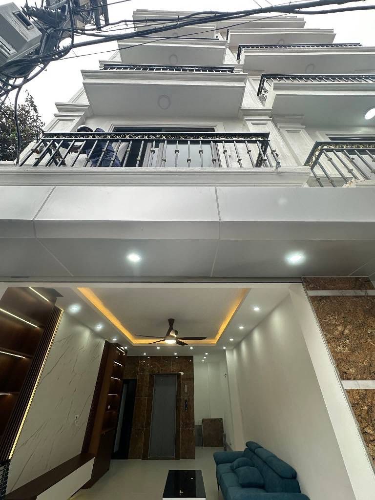 Nhà Tây Mỗ 45m2, 5 tầng thang máy, ô tô đỗ cổng, nhỉnh 6 tỷ