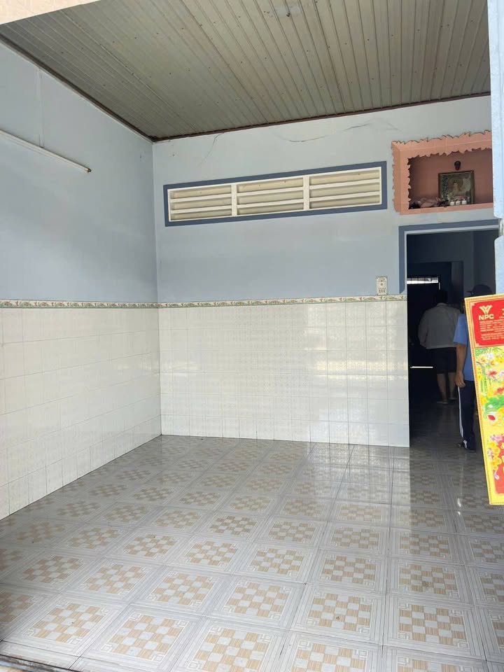 Nhà 4x19m thổ cư sổ hồng riêng, gần Công viên Đức Hòa