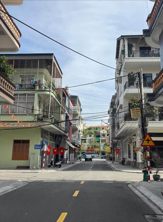 Đất vàng Hạ Long 64m² mặt tiền 8m, giá thì thầm, đừng bỏ lỡ