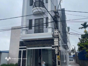 Chào mừng quý vị đến với cơ hội sở hữu căn nhà lô góc cực phẩm tại mặt đường Bạch Mã