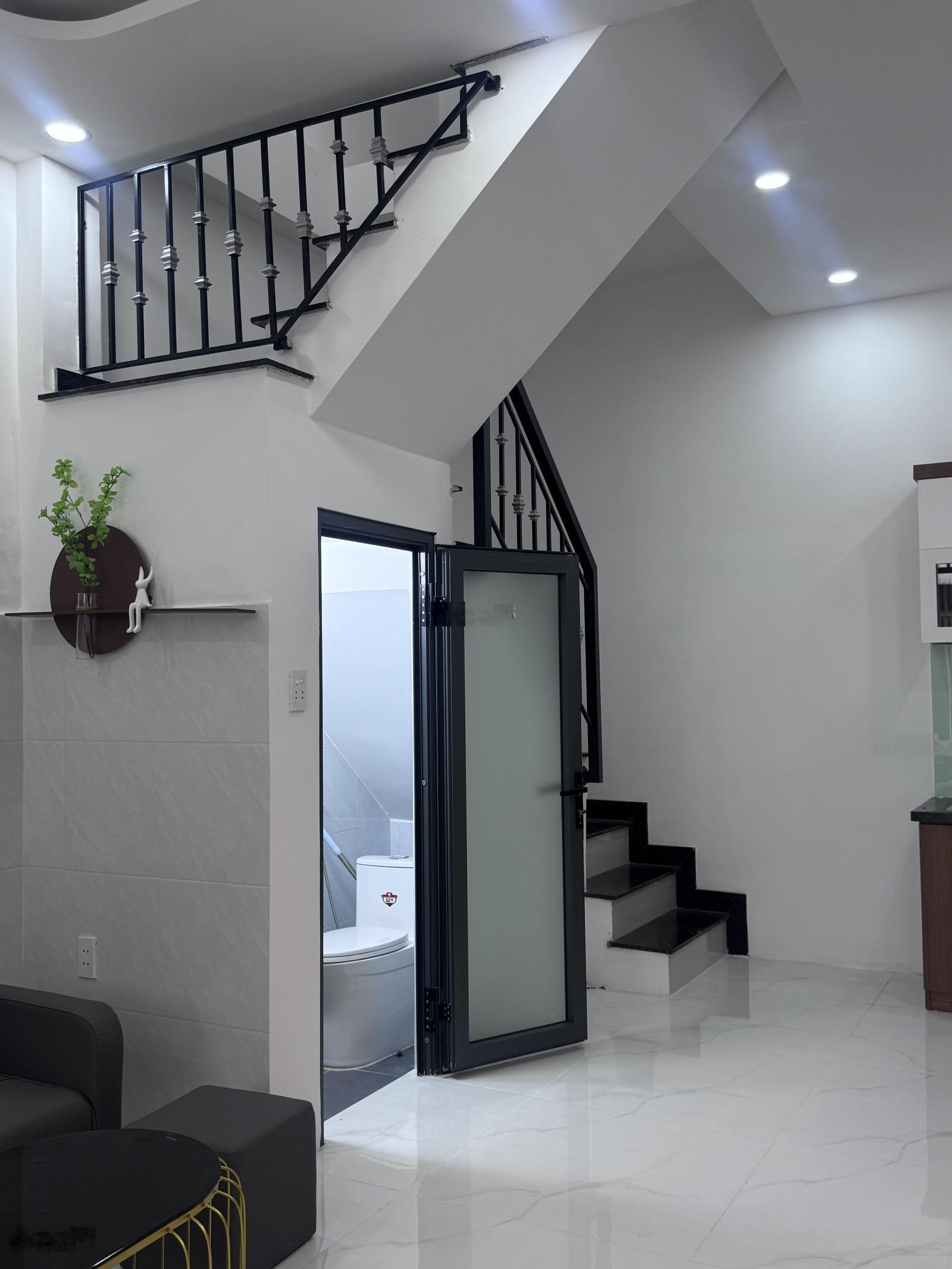 Nhà mới đẹp 2 tầng vào ở ngay - Bình Long, Phú Thọ Hoà, Tân Phú