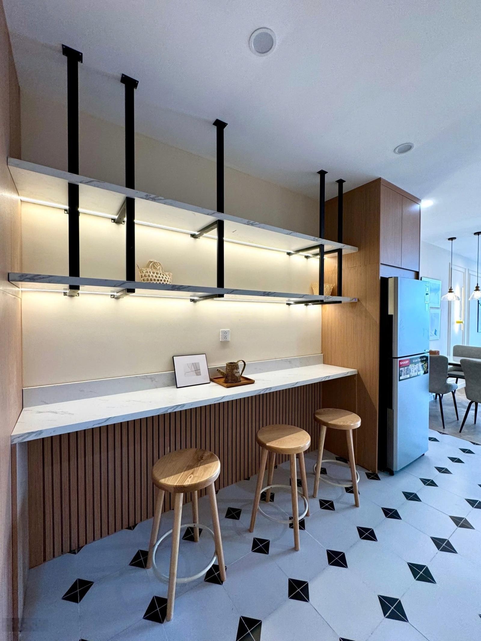 Chính chủ cần bán gấp căn hộ Hateco Apolo Xuân Phương 2PN, 61.5m2, full đồ nội thất, sổ đỏ sẵn sàng