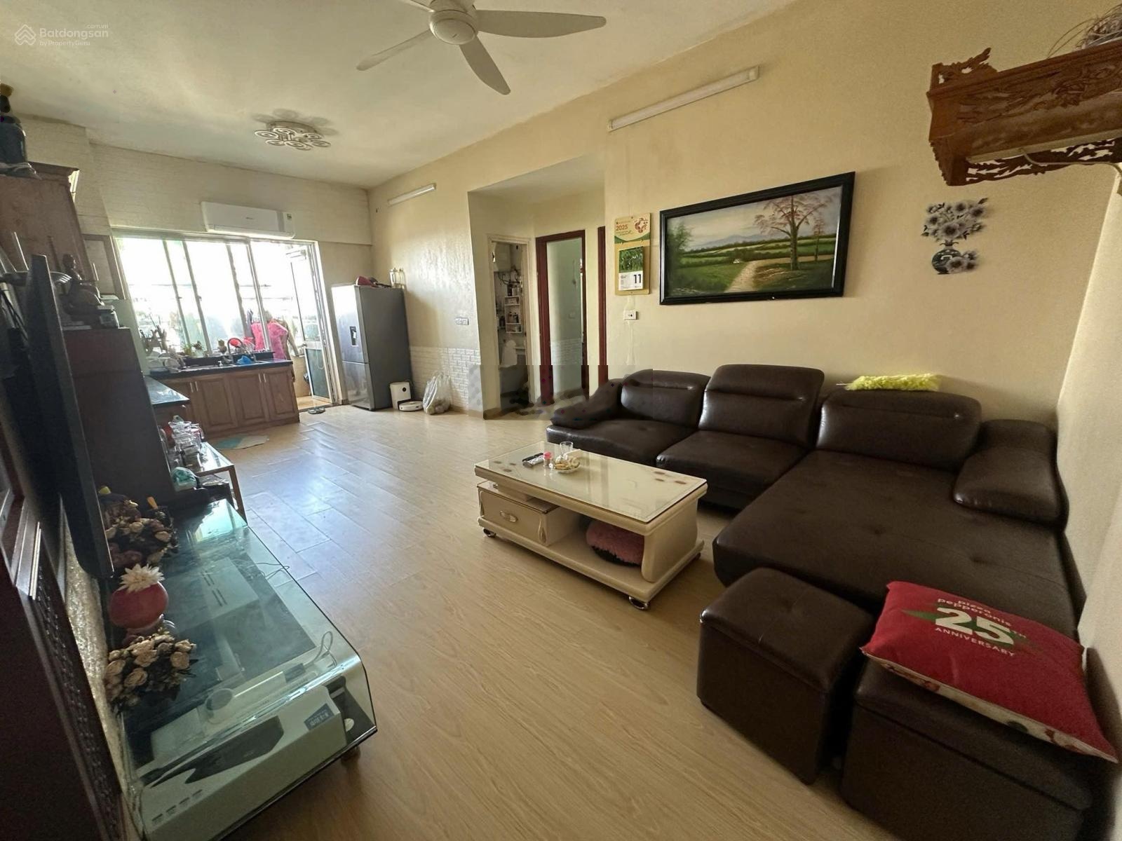 Bán CC Nam Xa La, 84m2, giá 4.x tỷ, 2PN, 2WC, LH 0794678910