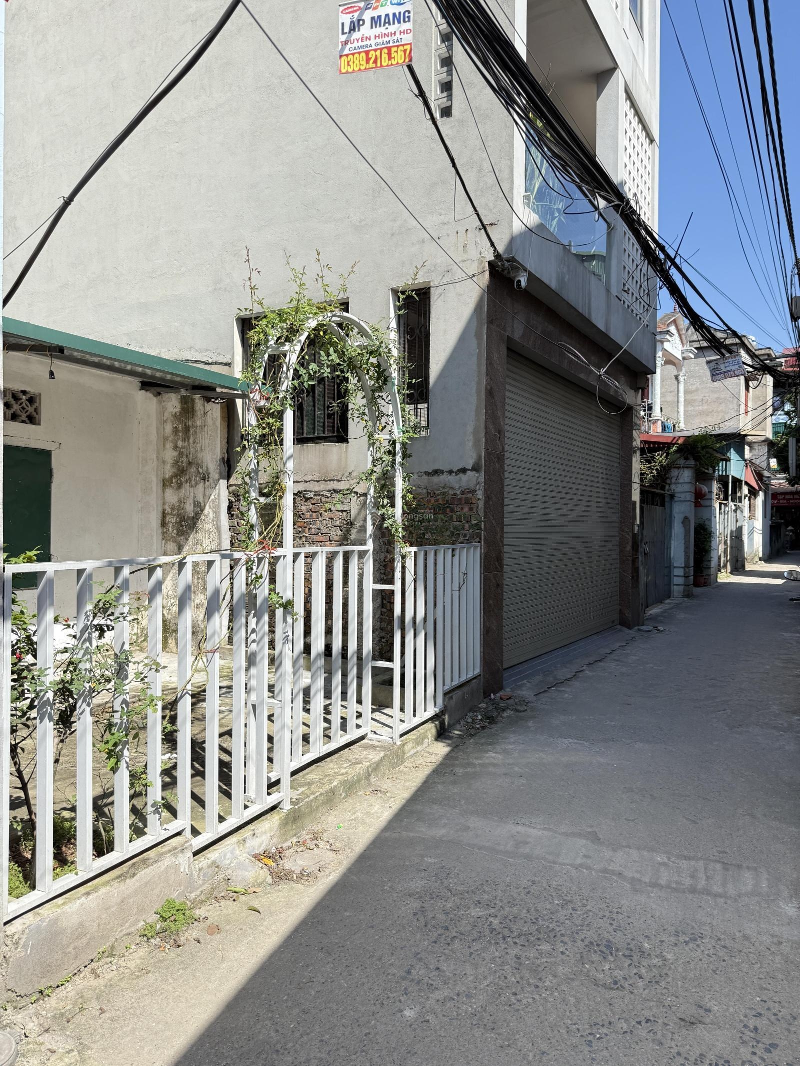 Bán đất sổ đỏ chính chủ 92m2 tại Tình Quang Giang Biên Long Biên