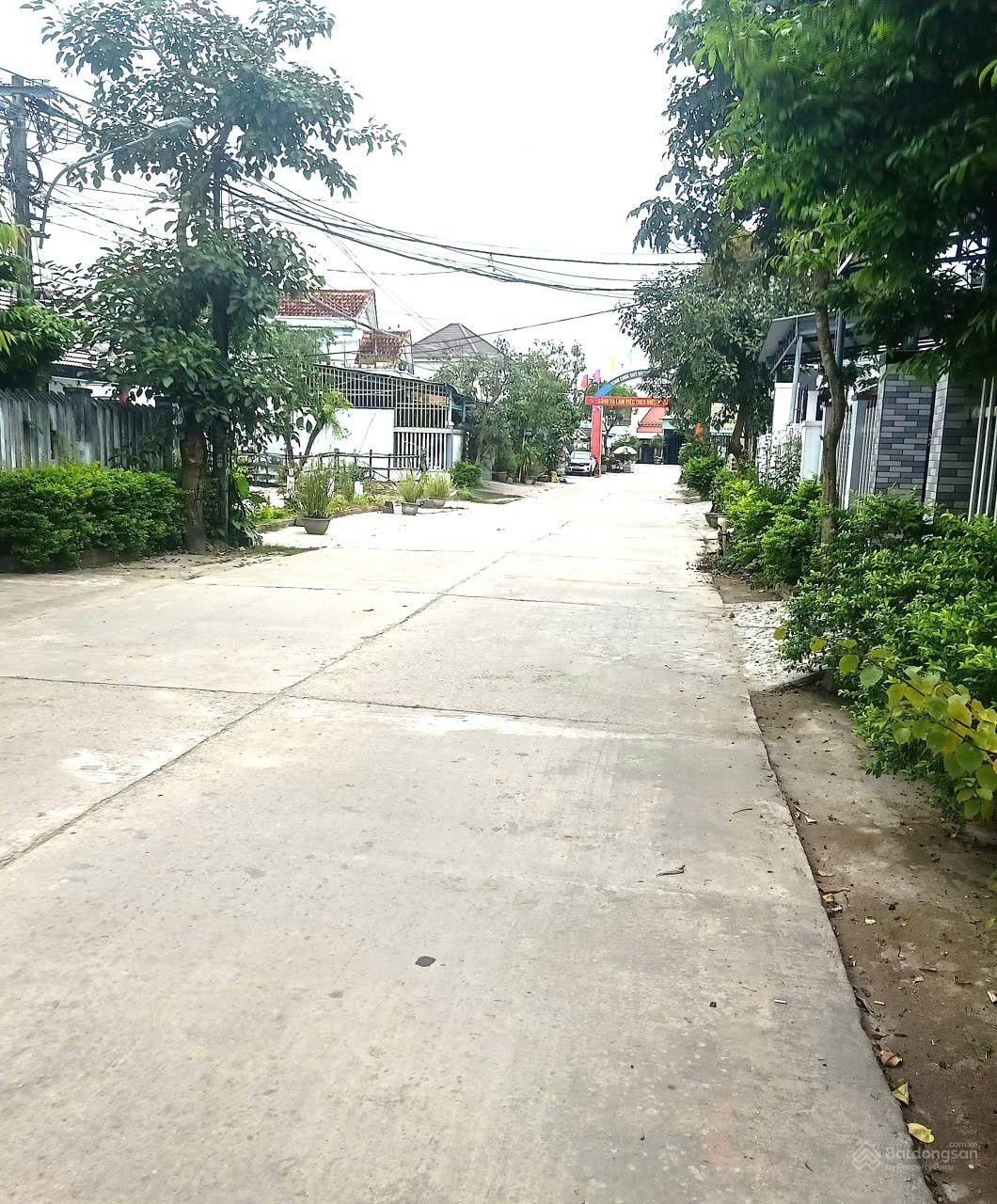 Cần tiền nên bán nhanh lô đất 330 triệu ở Quế Sơn Quế Phú gần chợ Bà Rén Đà Nẵng