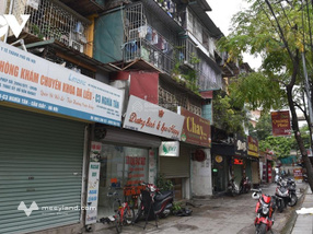 Cho thuê nhà tập thể tầng 1 Nghĩa Tân làm cửa hàng