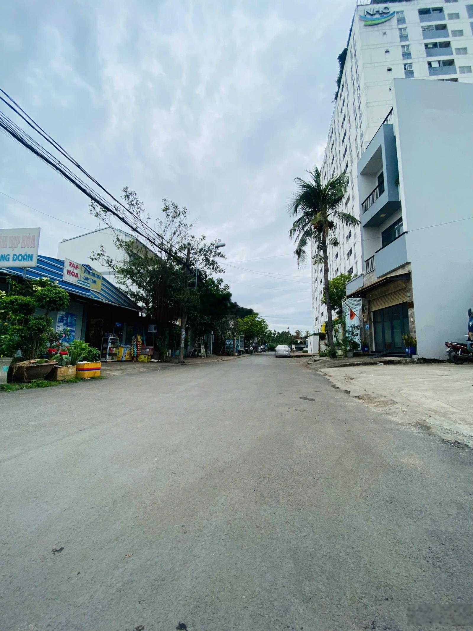 Lô đất đường oto vuông vức mặt tiền hẻm Đường 11, Trường Thọ, Thủ Đức, chủ nhà thiện chí bán nhanh